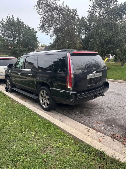 2007 Cadillac Escalade & EXT 3rd Gen - Image 4 of 5
