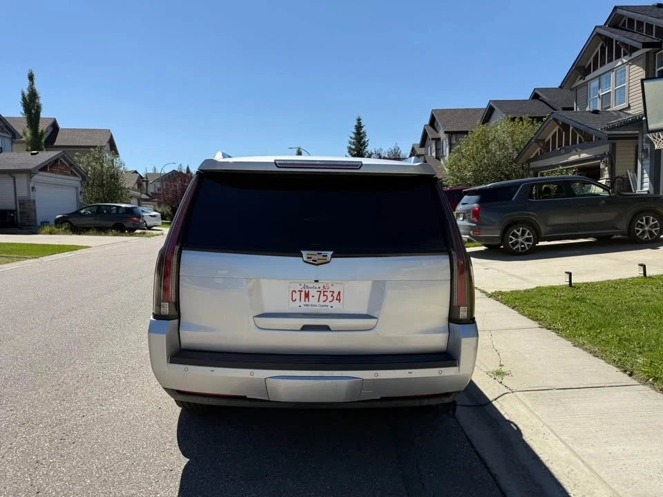 2015 Cadillac Escalade 4th Gen - Image 3 of 9