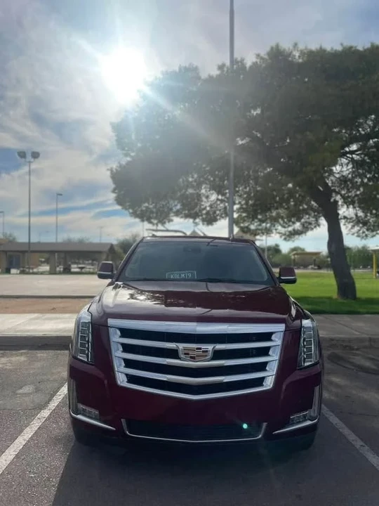 2019 Cadillac Escalade 4th Gen - Image 3 of 8