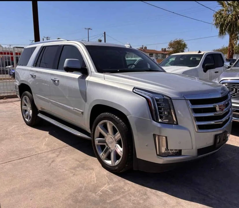 2020 Cadillac Escalade 4th Gen - Image 2 of 3