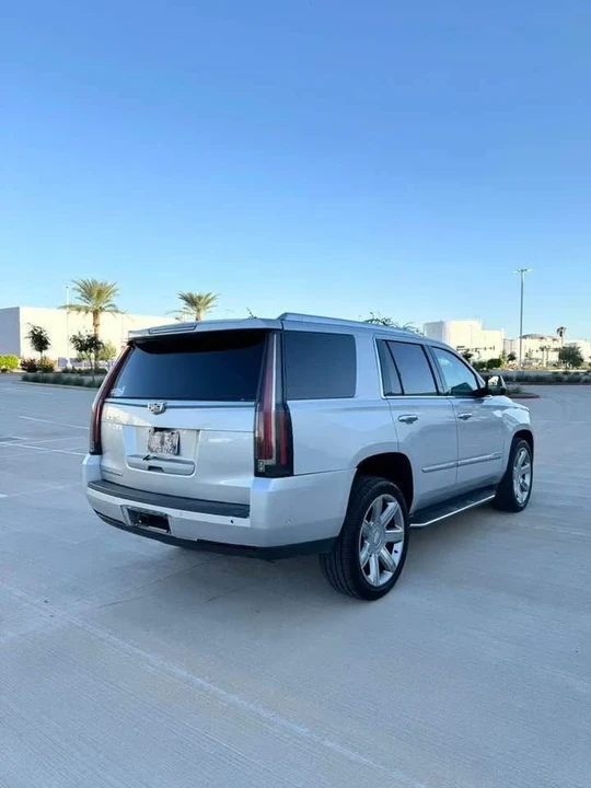 2020 Cadillac Escalade 4th Gen - Image 3 of 9