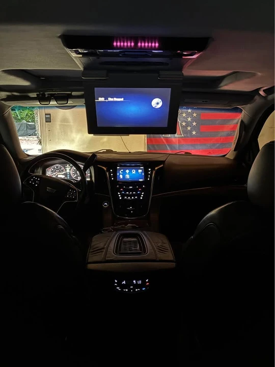 2015 Cadillac Escalade 4th Gen - Image 7 of 10