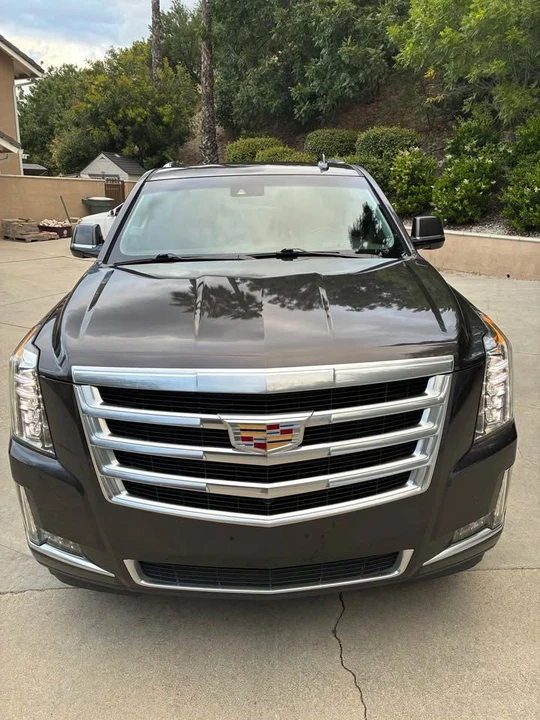2015 Cadillac Escalade 4th Gen - Image 3 of 10