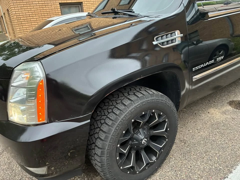 2012 Cadillac Escalade & EXT 3rd Gen - Image 9 of 10