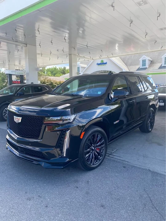 2023 Cadillac Escalade-V 5th Gen - Image 2 of 2