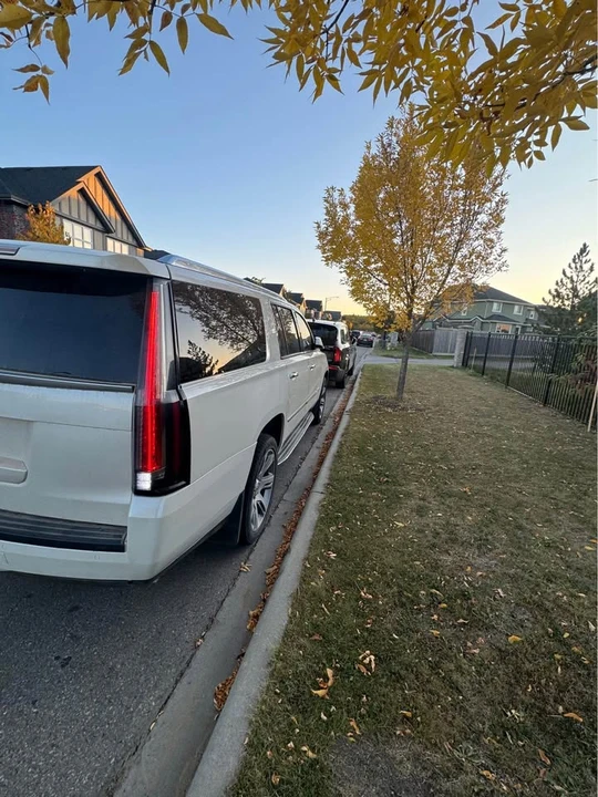 2015 Cadillac Escalade 4th Gen - Image 5 of 8