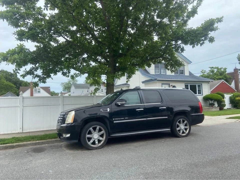 2007 Cadillac Escalade & EXT 3rd Gen - Image 3 of 3