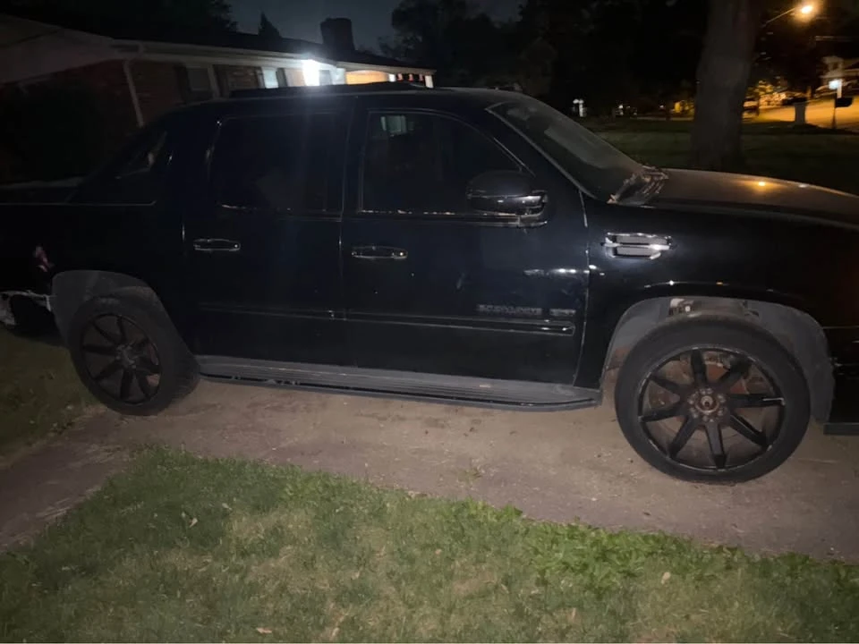 2007 Cadillac Escalade & EXT 3rd Gen - Image 9 of 10