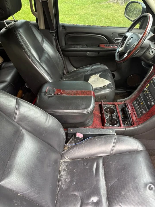 2007 Cadillac Escalade & EXT 3rd Gen - Image 5 of 10