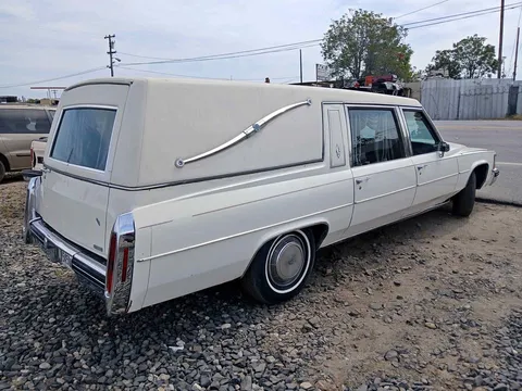 Cadillac Fleetwood Brougham Hearse