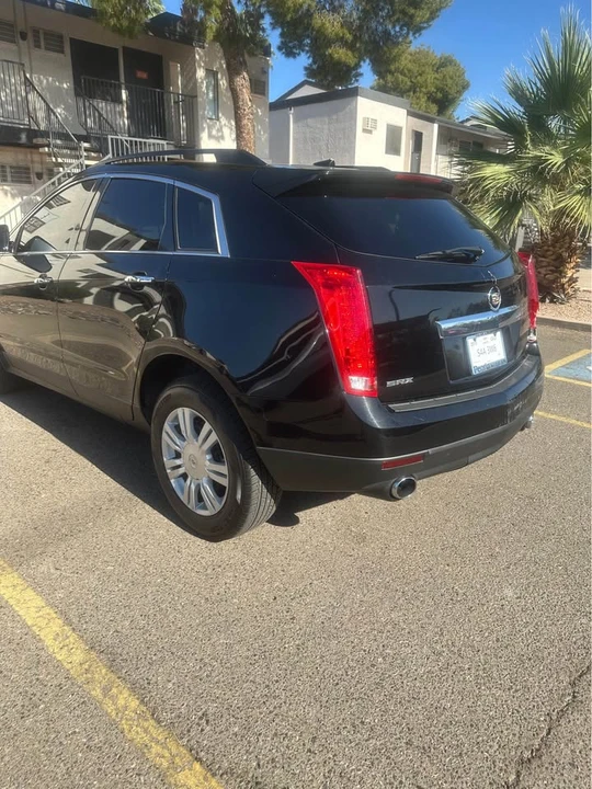 Cadillac SRX - Image 4 of 10