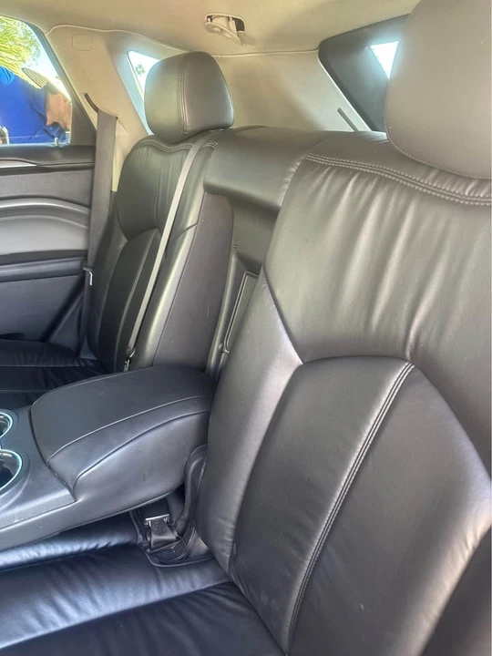Cadillac SRX - Image 5 of 10