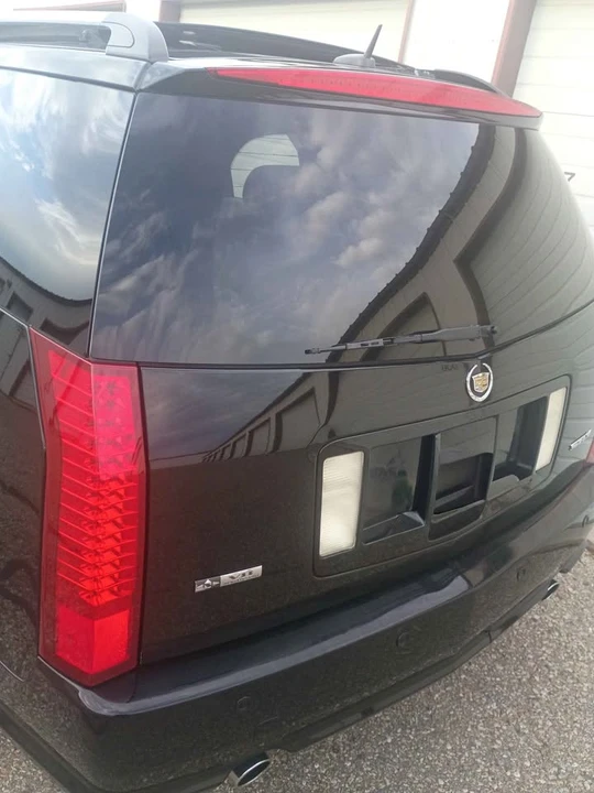 Cadillac SRX - Image 2 of 10