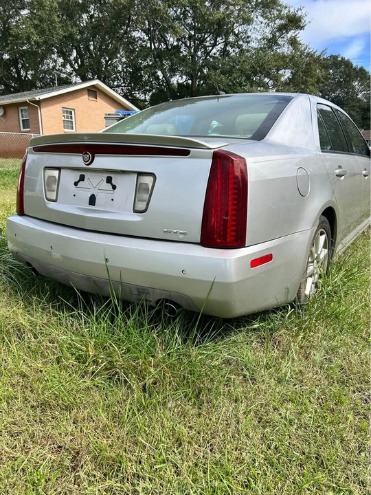 2007 Cadillac STS - Image 2 of 3