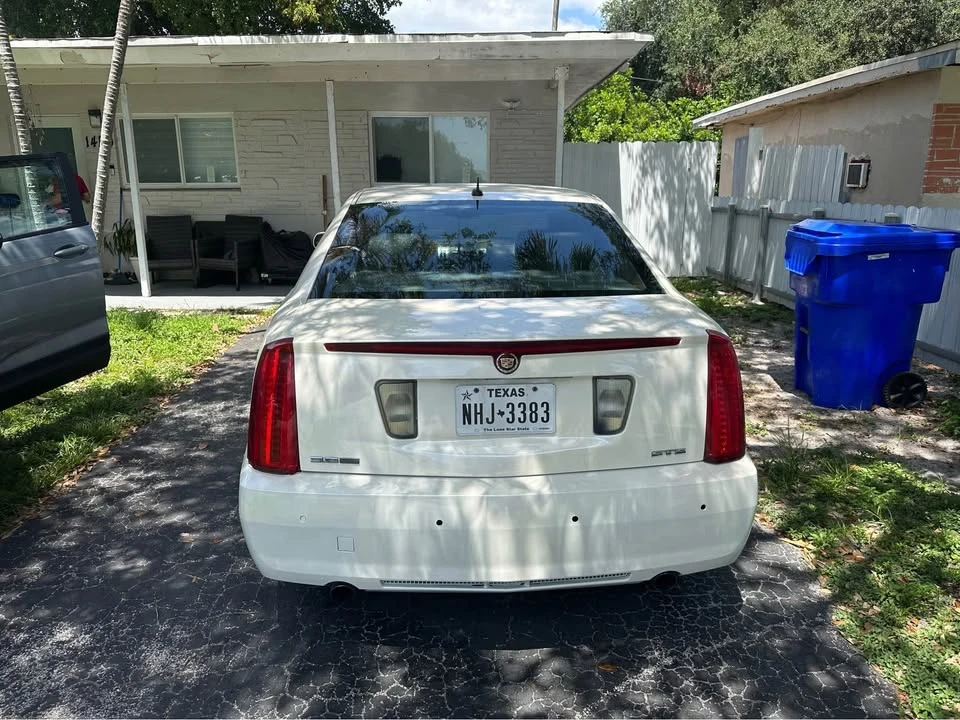 2008 Cadillac STS - Image 4 of 6