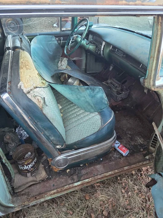 Cadillac DeVille - Image 9 of 10