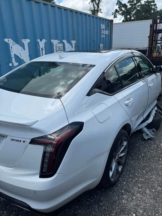2022 Cadillac CT5 - Image 2 of 10