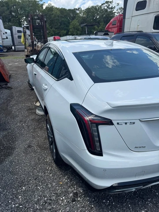 2022 Cadillac CT5 - Image 3 of 10