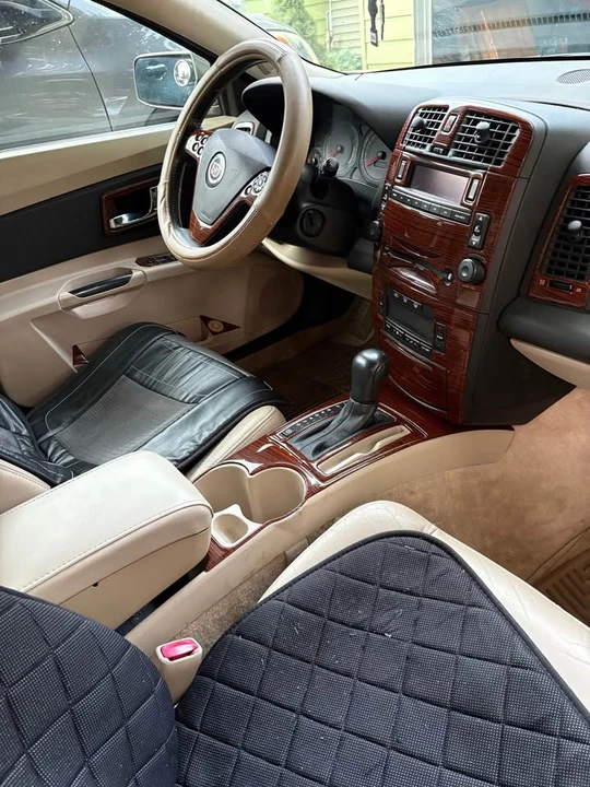 2004 Cadillac CTS 1st Gen - Image 5 of 8