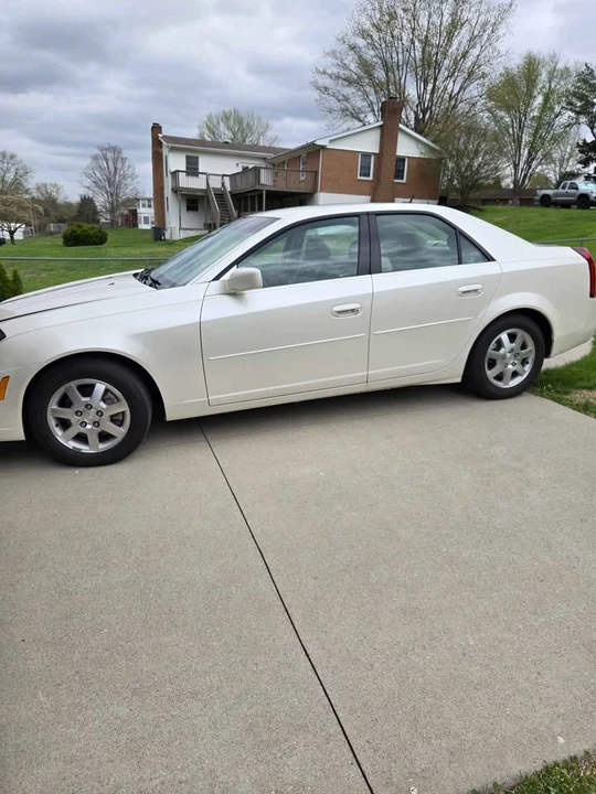 2005 Cadillac CTS 1st Gen - Image 2 of 5