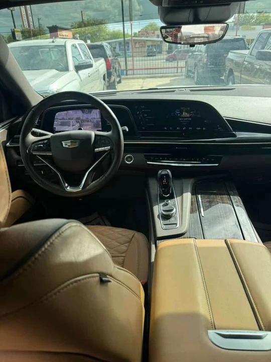 2023 Cadillac Escalade 5th Gen - Image 3 of 6