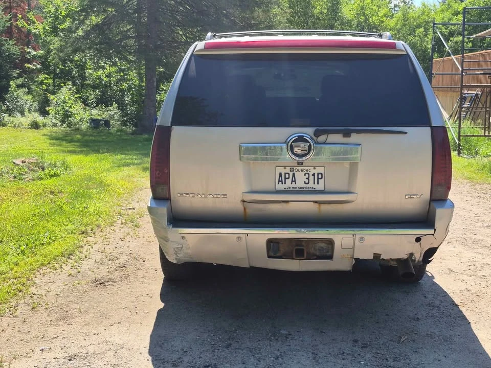 2007 Cadillac Escalade & EXT 3rd Gen - Image 3 of 5