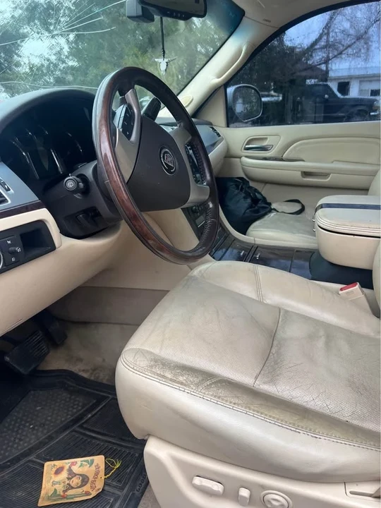 2007 Cadillac Escalade & EXT 3rd Gen - Image 6 of 10