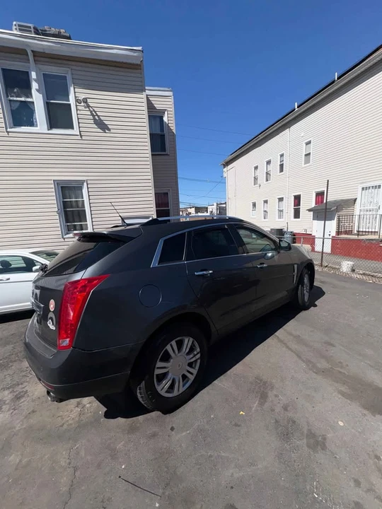 2010 Cadillac SRX - Image 4 of 10