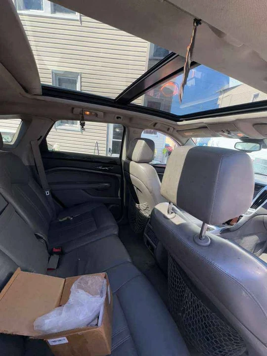 2010 Cadillac SRX - Image 10 of 10