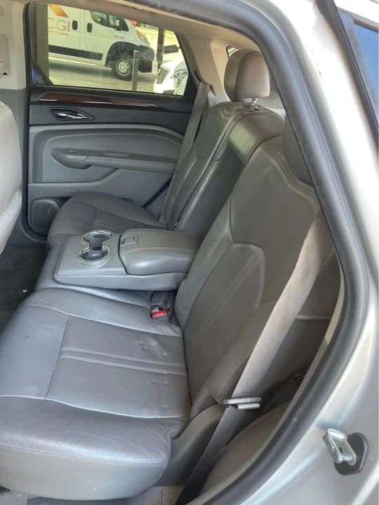 Cadillac SRX - Image 6 of 6