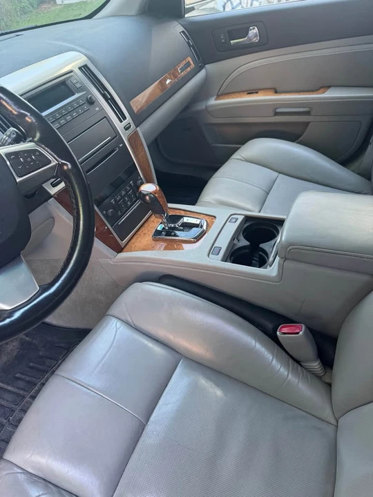 2008 Cadillac STS - Image 6 of 9