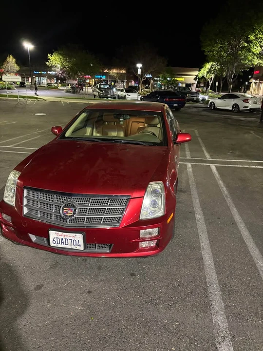 2008 Cadillac STS - Image 2 of 8