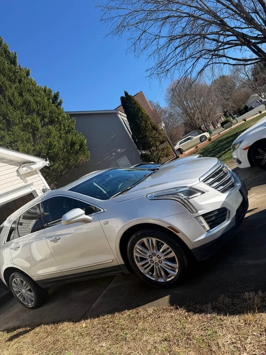 2019 Cadillac XT5 - Image 5 of 10