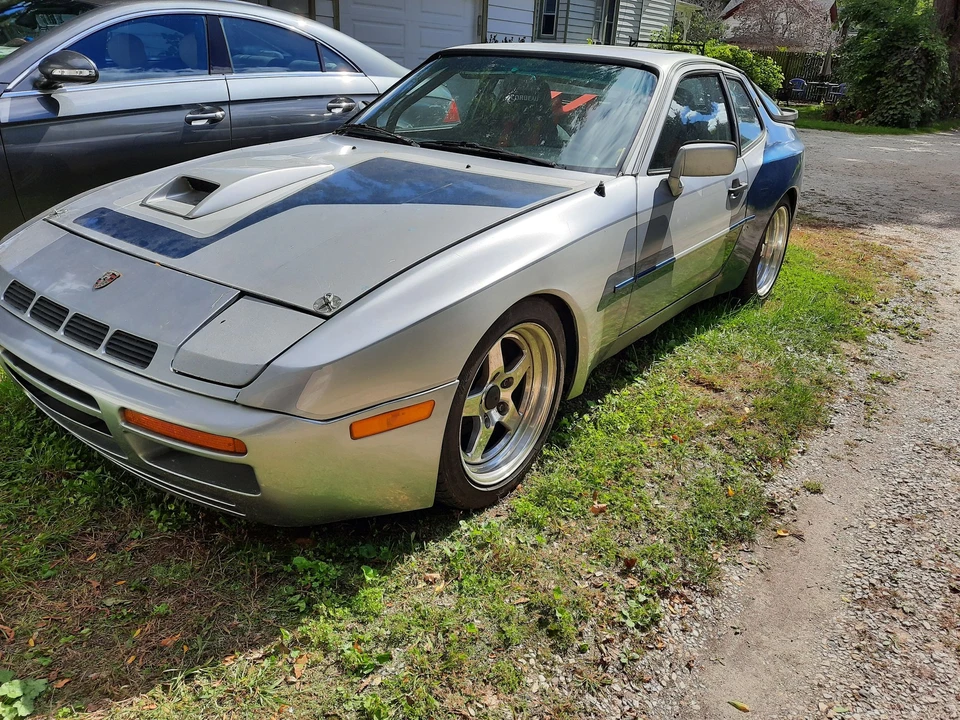 1983 Porsche 944 - Image 5 of 21