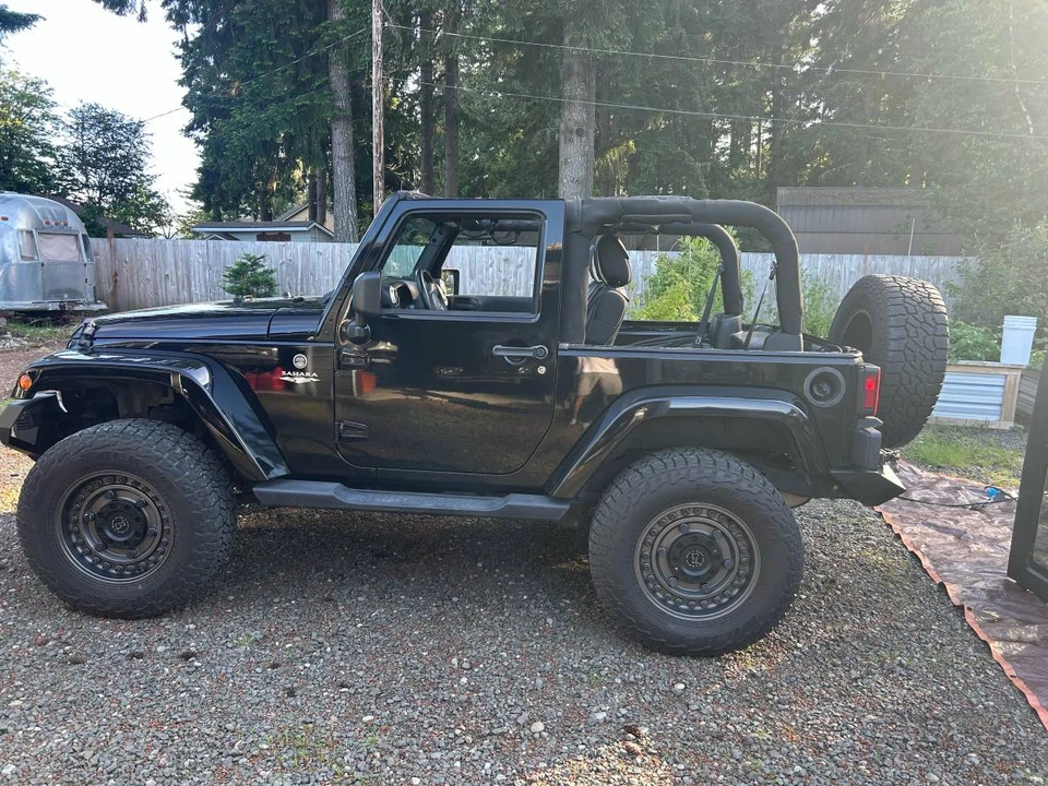 2011 Jeep JK Wrangler - Image 12 of 16