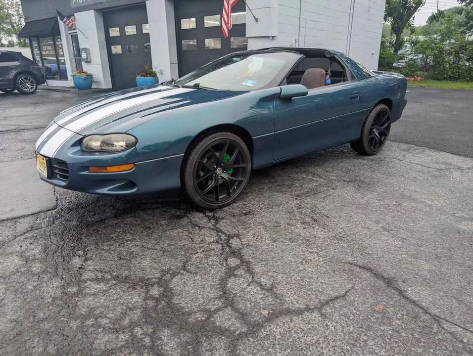 2000 Chevrolet Camaro 4th Gen - Image 8 of 11