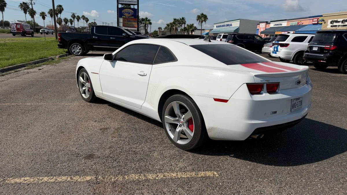 2011 Chevrolet Camaro - Image 2 of 12