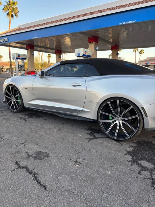 2017 Chevrolet Camaro SS 6th Gen - Image 9 of 10