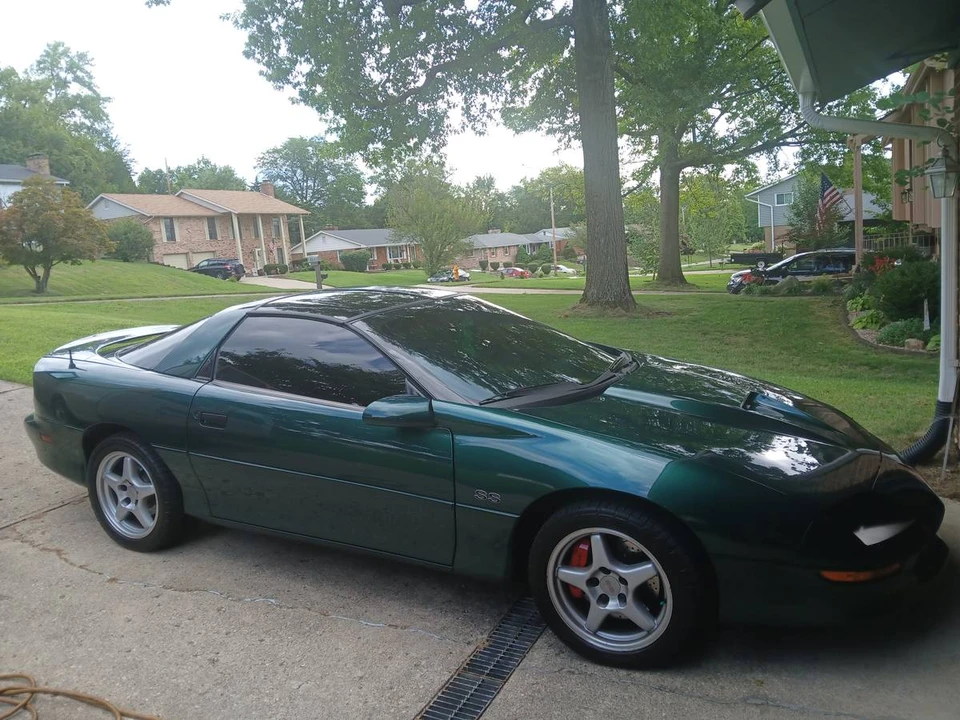 1997 Chevrolet Camaro SS 4th Gen - Image 4 of 7