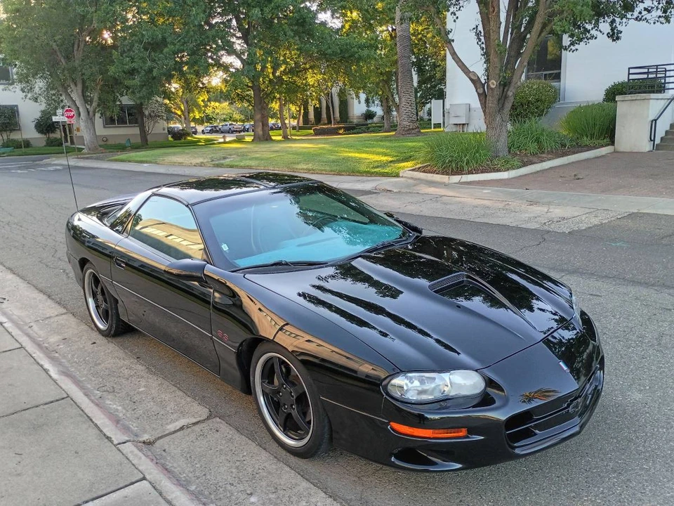 2001 Chevrolet Camaro SS 4th Gen - Image 4 of 12