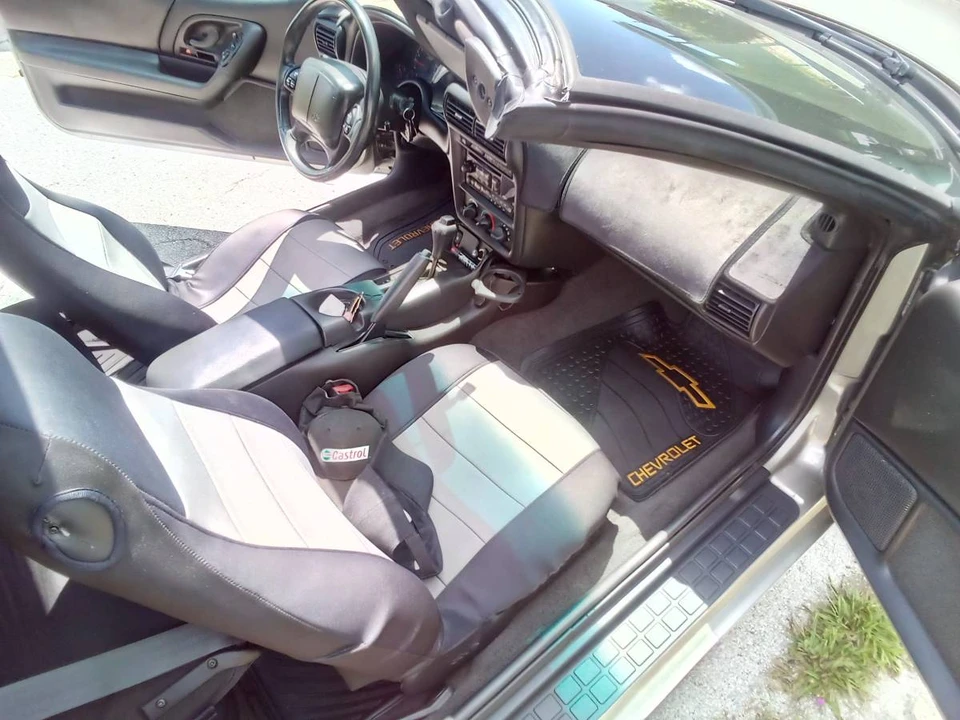 2002 Chevrolet Camaro 4th Gen - Image 11 of 14