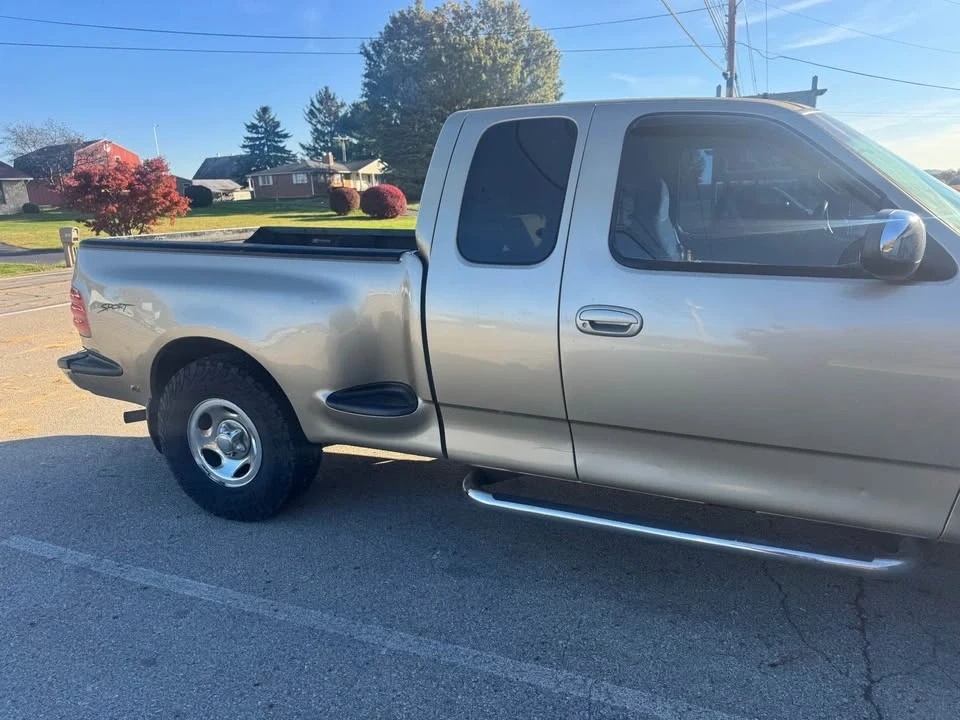 2000 Ford F-150 10th Gen - Image 2 of 5