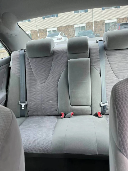 2011 Toyota Camry 6th Gen - Image 4 of 8