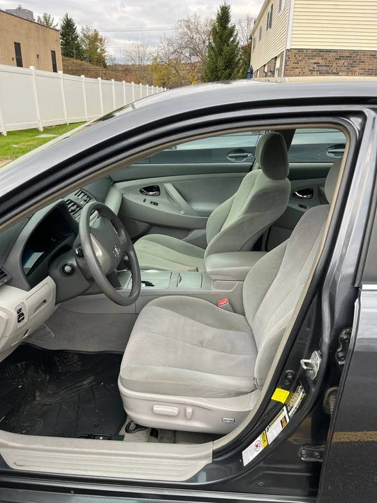 2011 Toyota Camry 6th Gen - Image 7 of 8