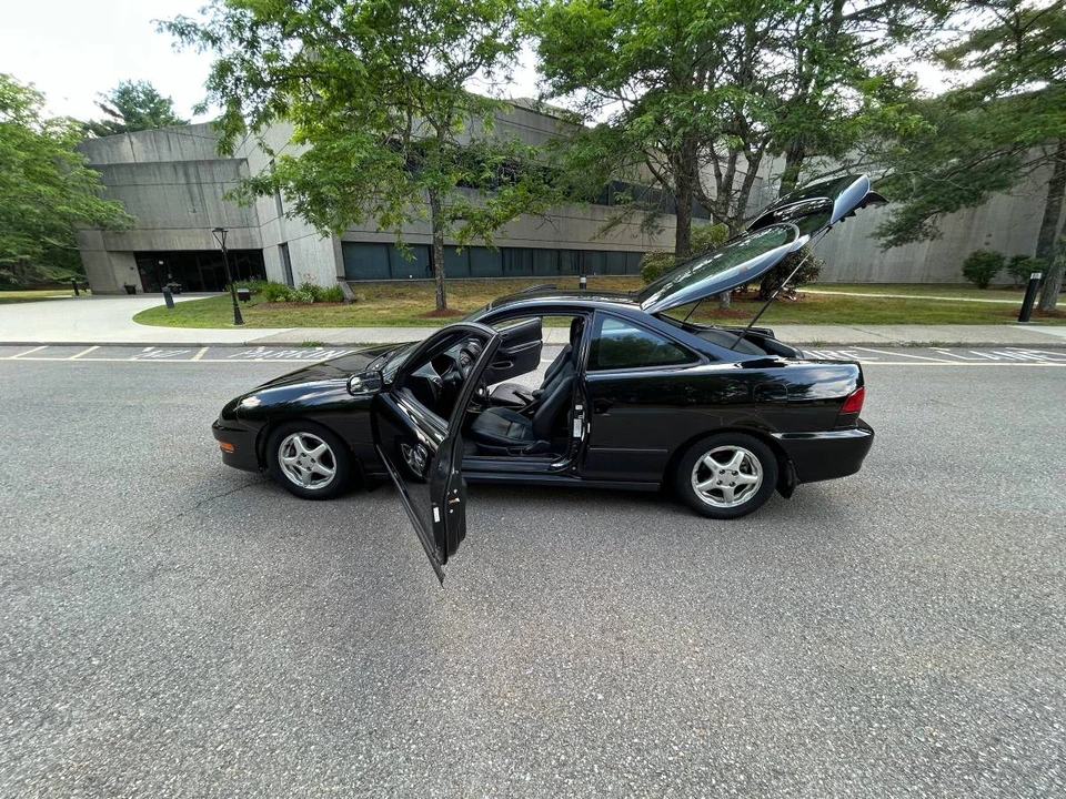 1999 Acura Integra 3rd Gen - Image 10 of 17