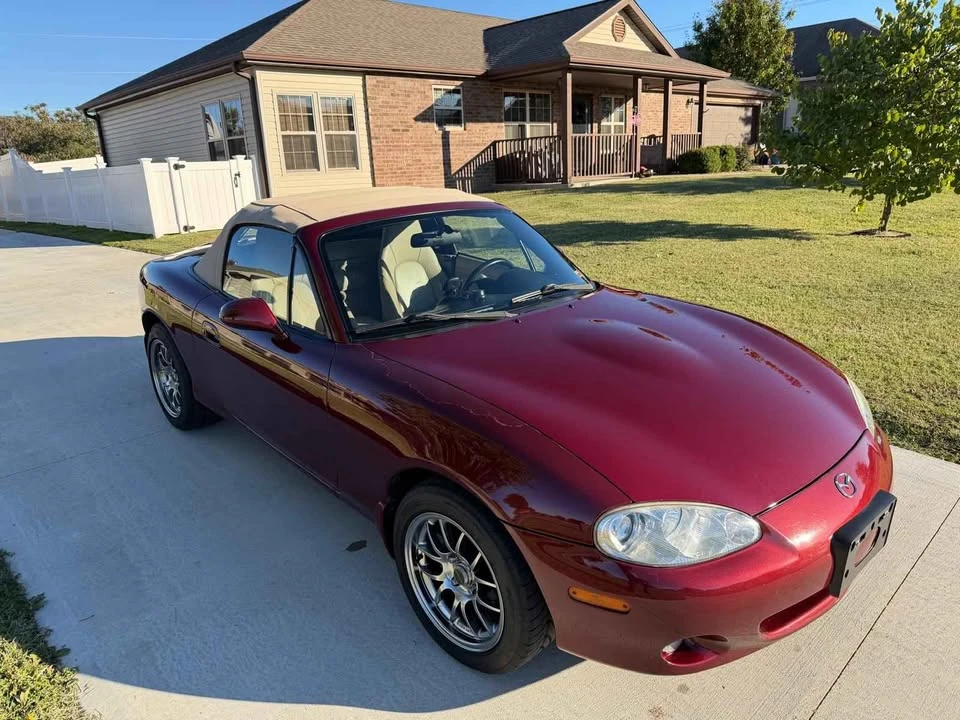 2003 Mazda NB MX-5 Miata - Image 3 of 10