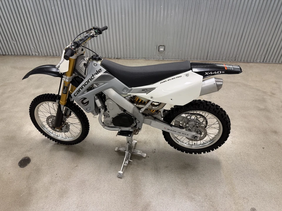 Vehicle image 15 of 31