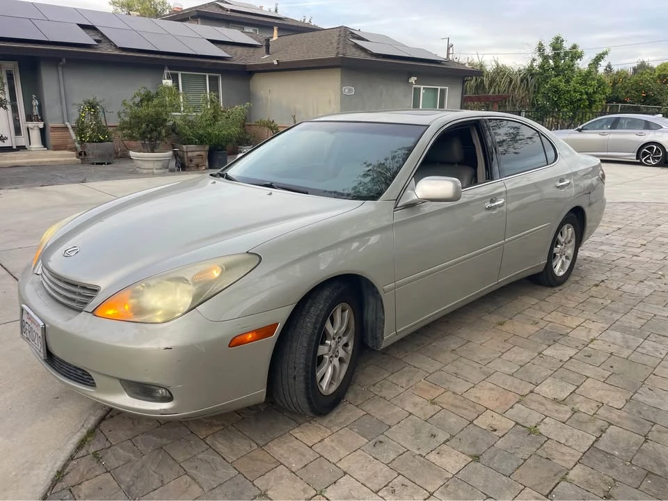 2003 Lexus ES 4th Gen - Image 6 of 10