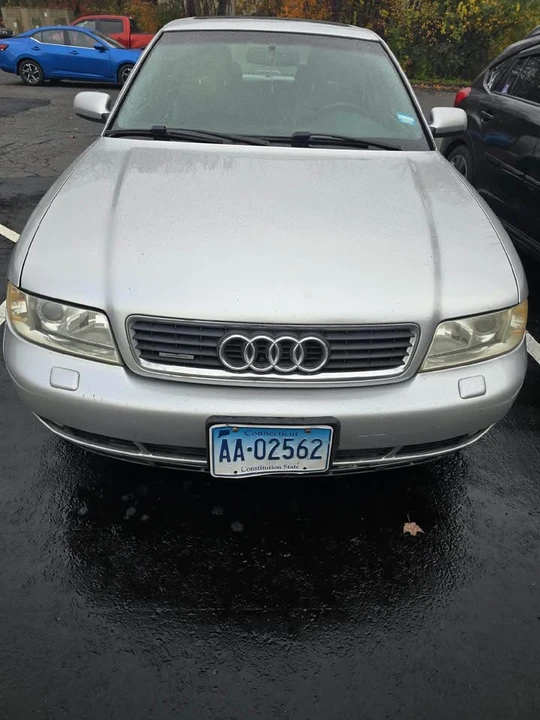 Audi A4 - Image 2 of 4