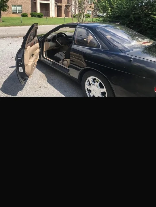 1996 Lexus GS 1st Gen - Image 7 of 8